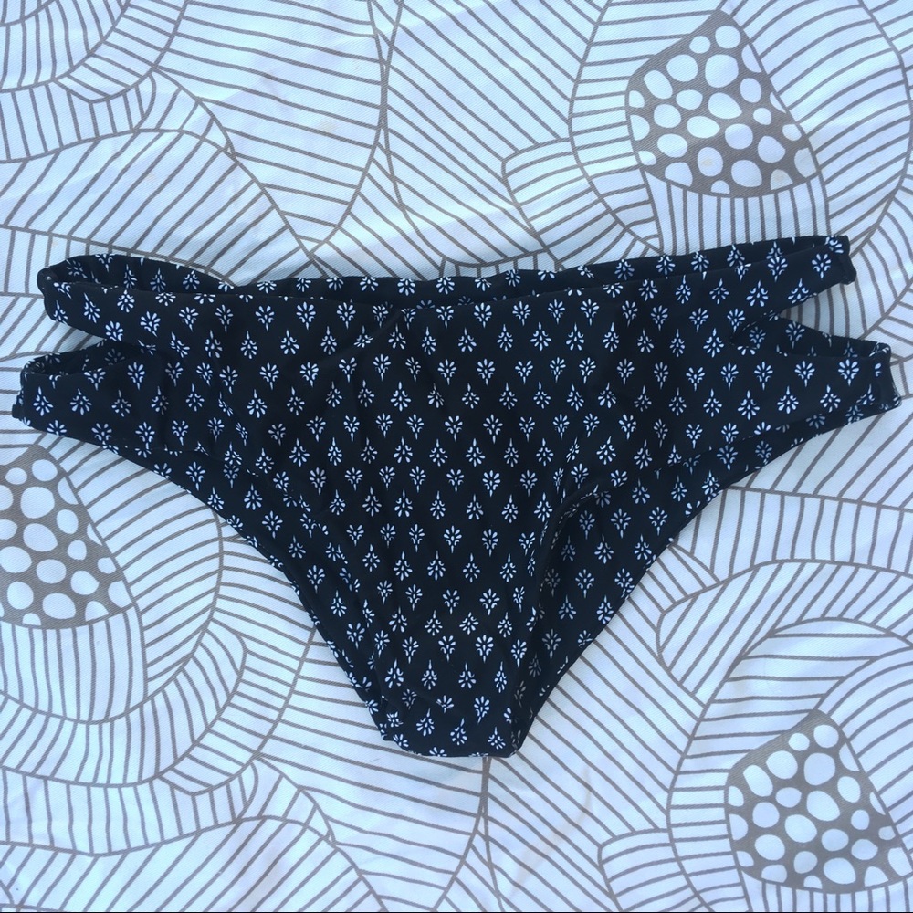 Benoa swim bottom